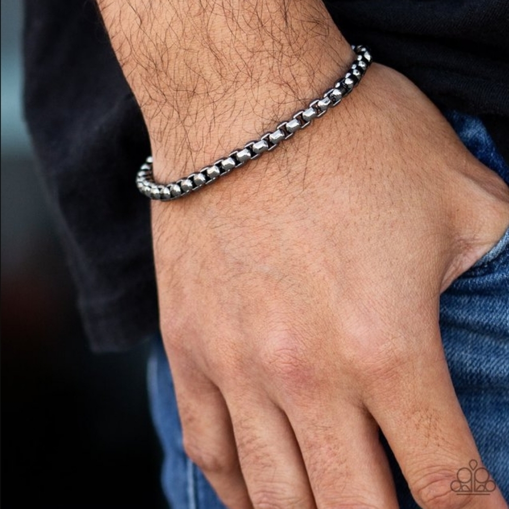 Metro Marathon - Black